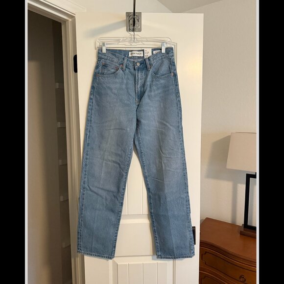 NWT Aritzia Denim Forum 90s So-Soft Hi-Rise Baggy in 7 Yrs Bleu Taboo | Size 26 - Picture 8 of 11